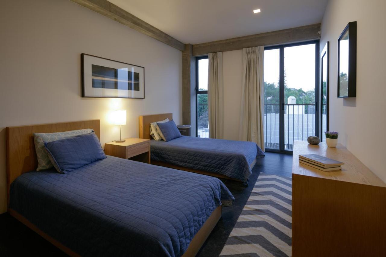 Apartamentos Buenos Aires グアダラハラ エクステリア 写真